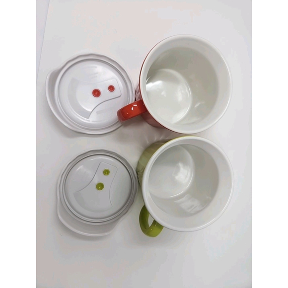 Corning Ware Soup Meal Mugs 2-20oz Red Green Vented Lid Colors Colours Microwave - Picture 3 of 7